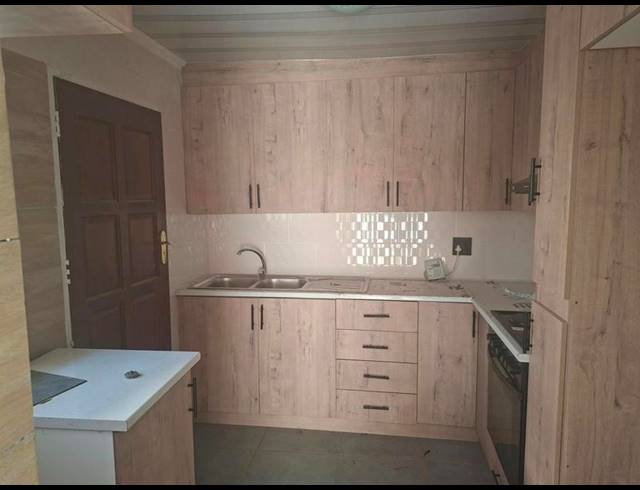 3 BEDROOM HOUSE FOR SALE IN PROTEA NORTH